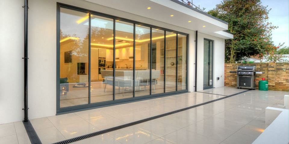Nonimpact patio door